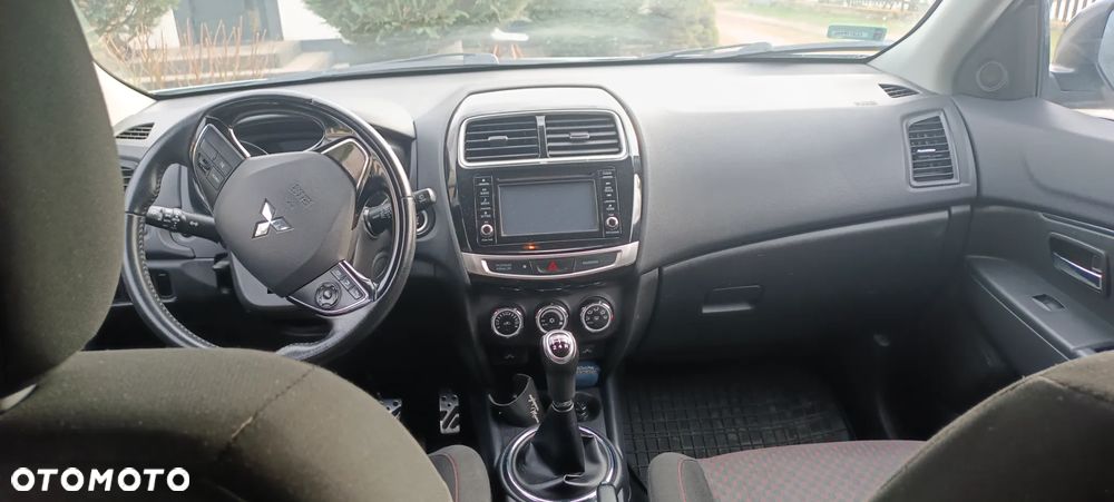 Mitsubishi ASX 1.6 Intense - 10