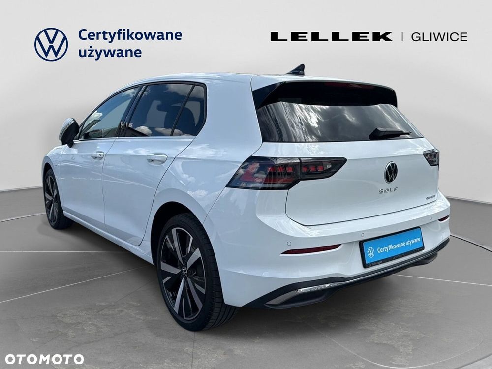 Volkswagen Golf 1.5 TSI EHybrid PHEV 150kW Style DSG - 5