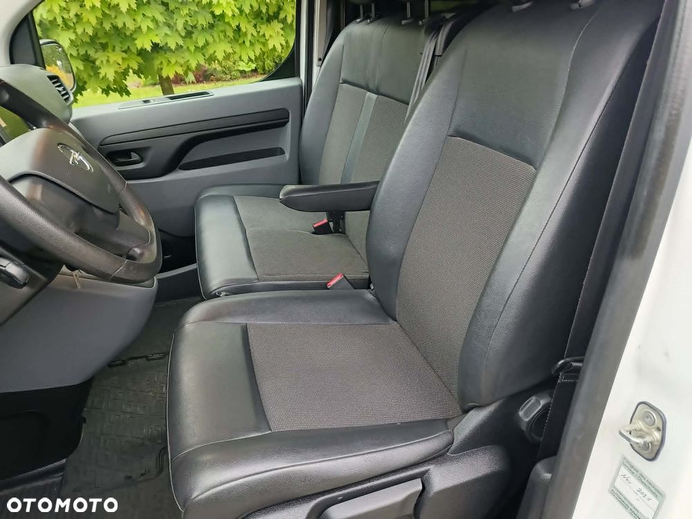 Opel VIVARO - 21