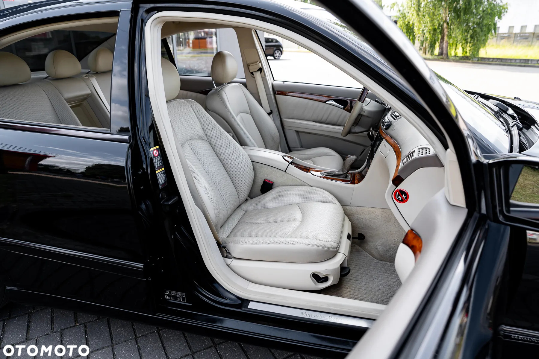 Mercedes-Benz Klasa E 320 Avantgarde - 26