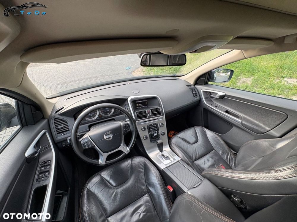 Volvo XC 60 2.4D AWD Summum - 26