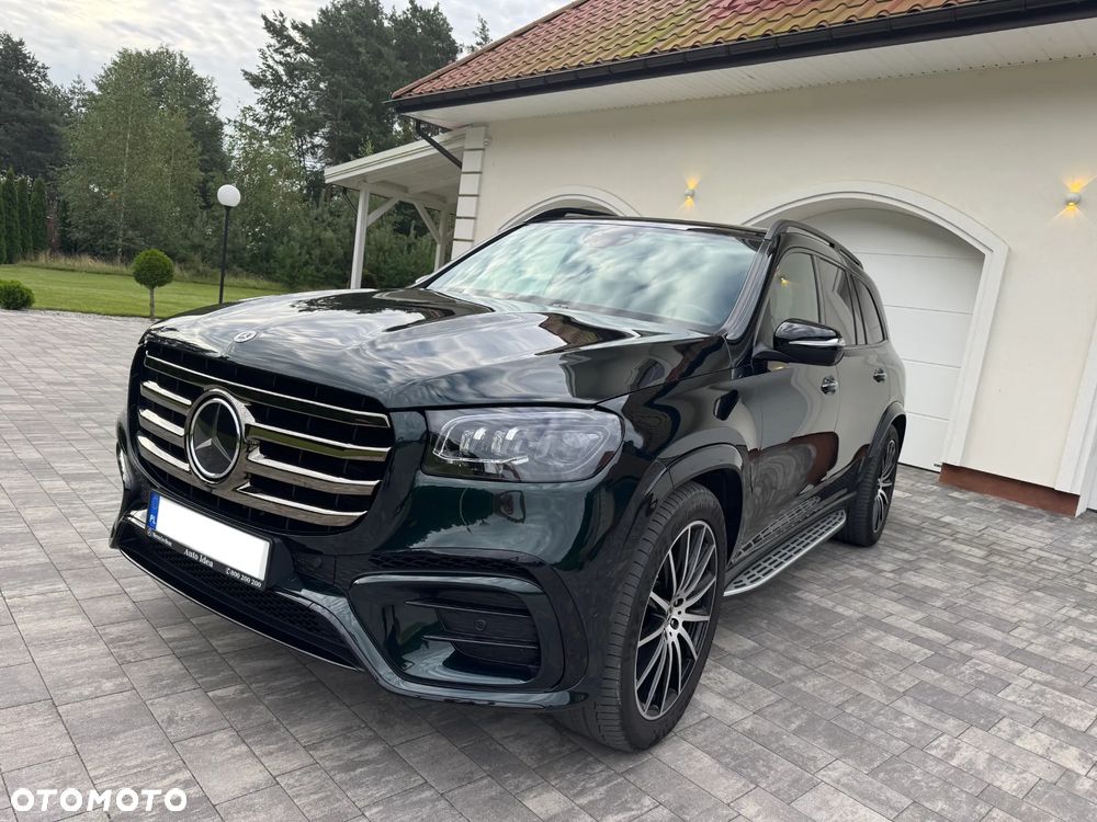 Mercedes-Benz GLS - 1