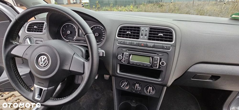 Volkswagen Polo 1.4 Comfortline - 18
