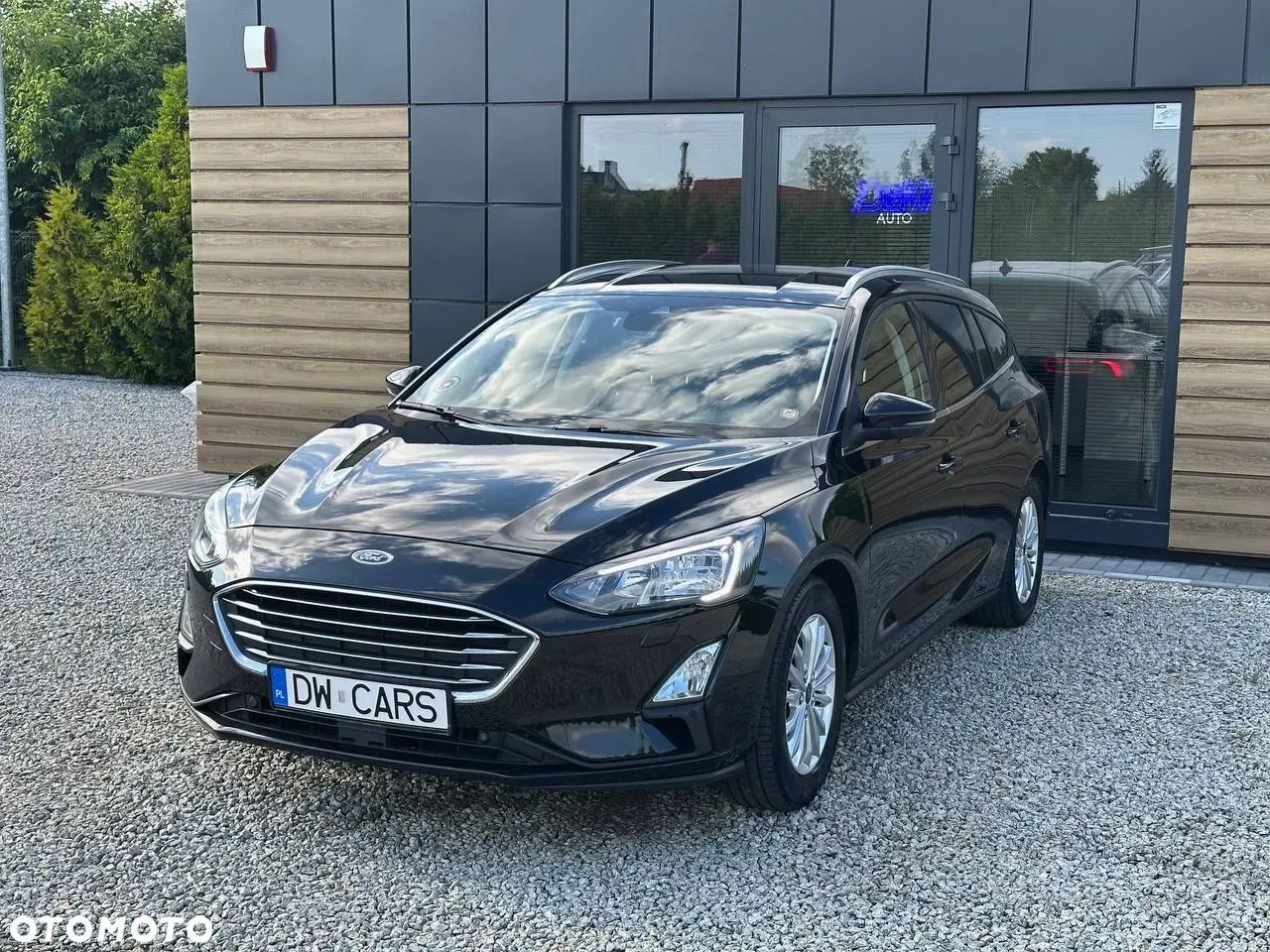 Ford Focus 1.5 EcoBlue Start-Stopp-System TITANIUM DESIGN - 1
