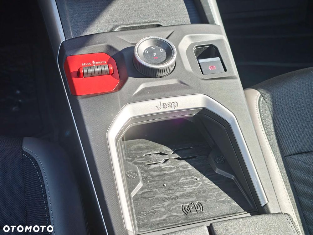 Jeep Compass ver-1-2-t3-mhev-first-edition-fwd-dct - 17