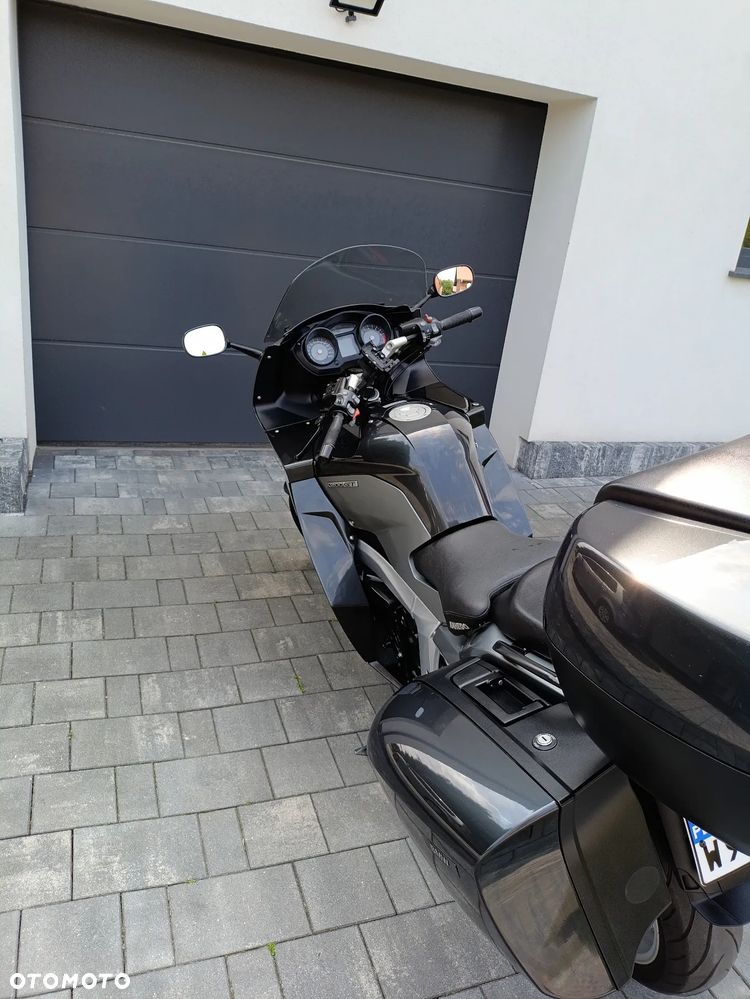 BMW K - 8