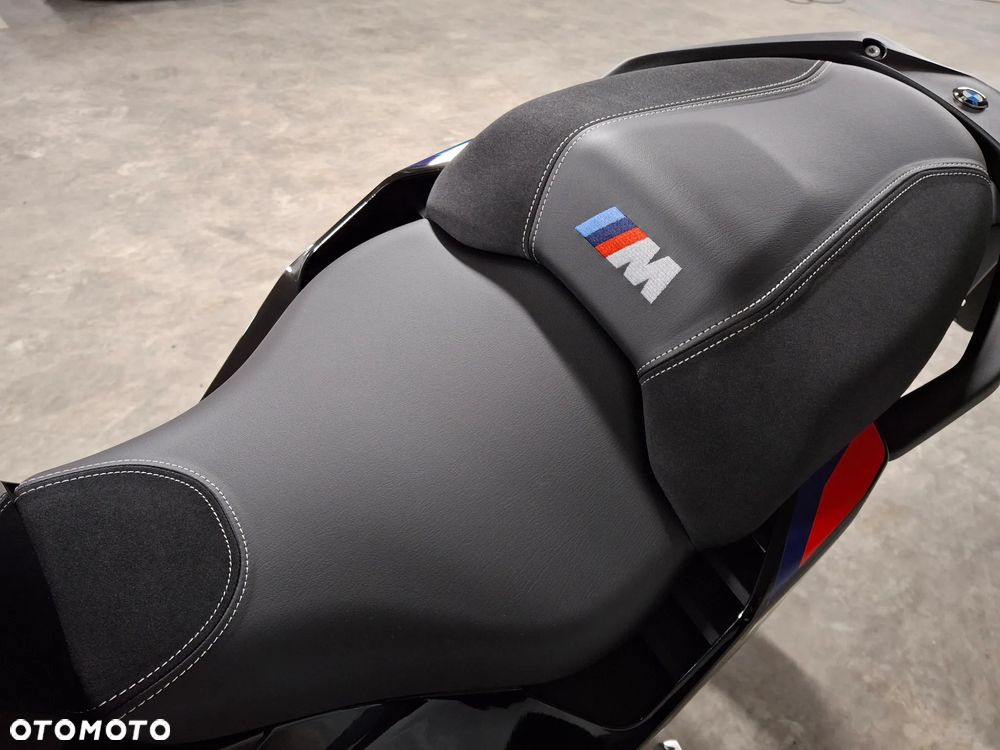BMW XR - 11
