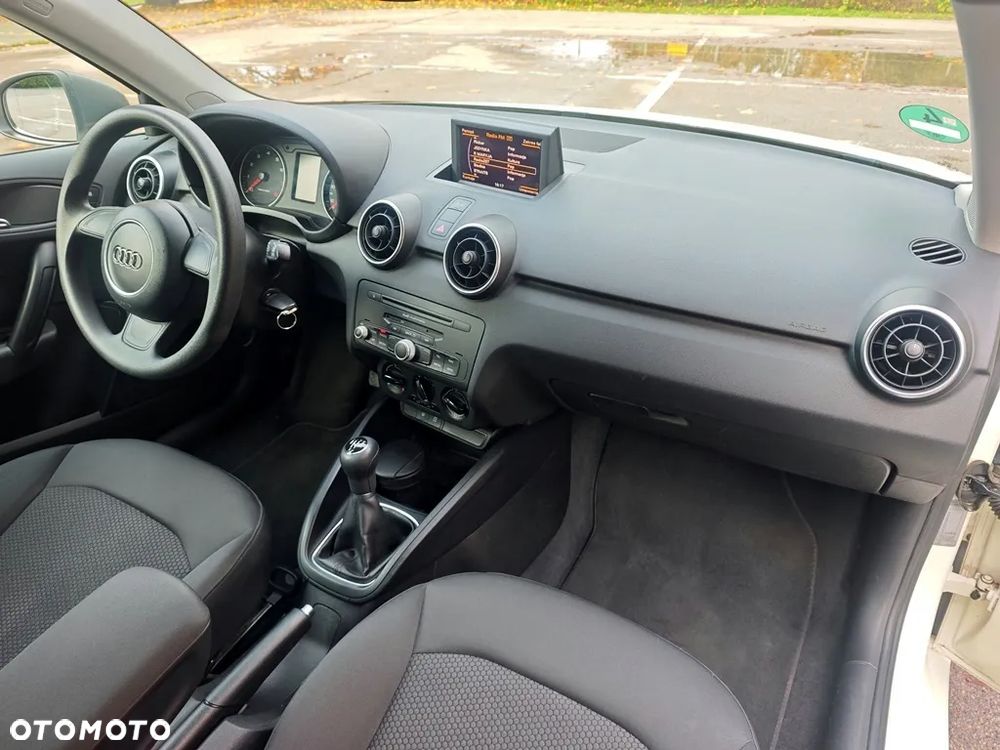 Audi A1 1.2 TFSI S line edition - 31
