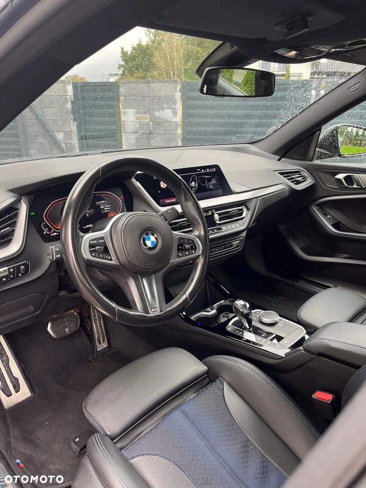 BMW Seria 2 218i M Sport - 12