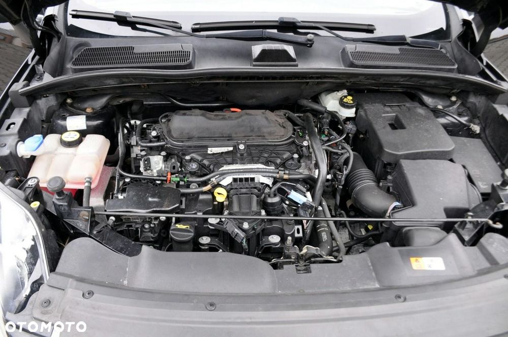 Ford Kuga - 39