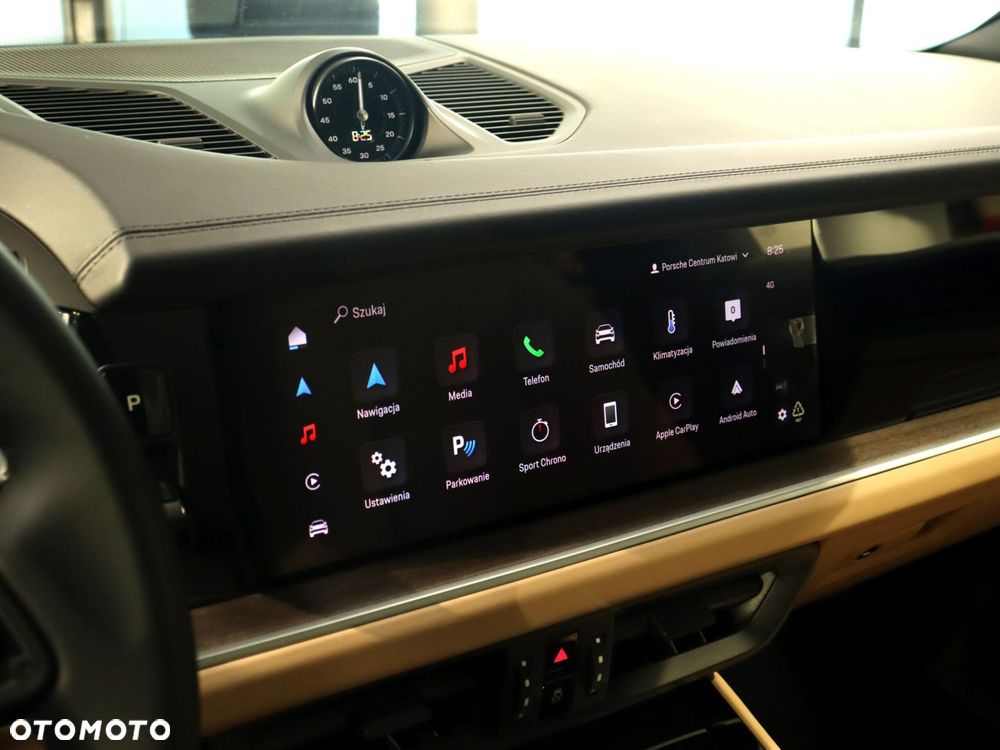Porsche Cayenne Standard - 26