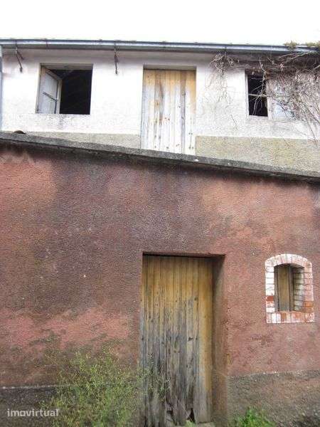 Vivenda para reconstrução em aldeia - Grande imagem: 2/8