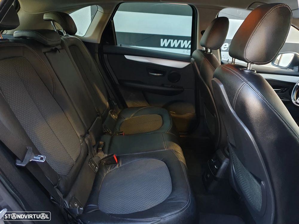BMW 225xe Active Tourer iPerformance Sport Line - 4