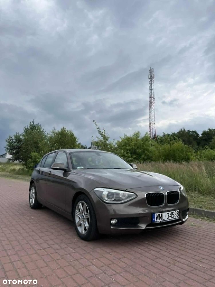 BMW Seria 1 116i - 4