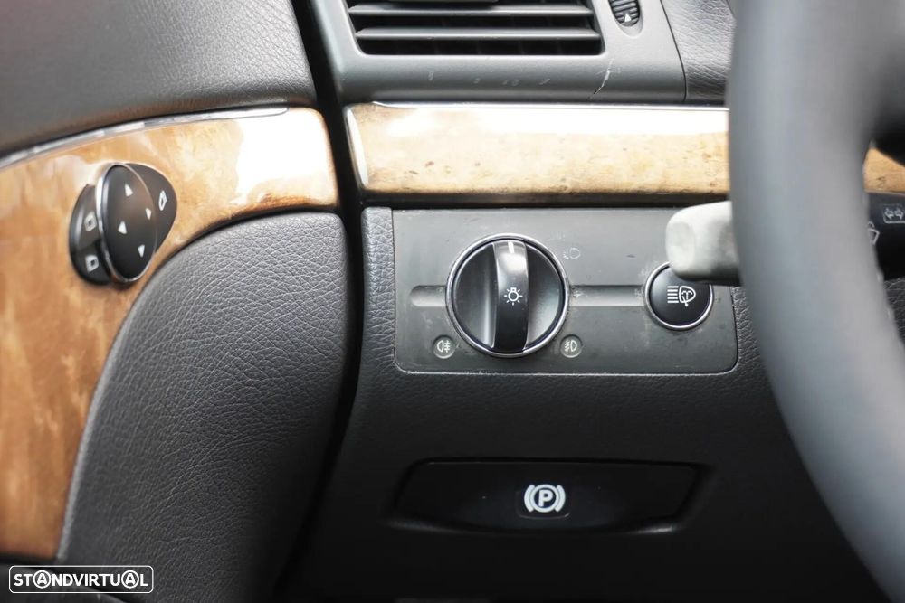 Mercedes-Benz E 220 CDI Avantgarde Aut. - 12