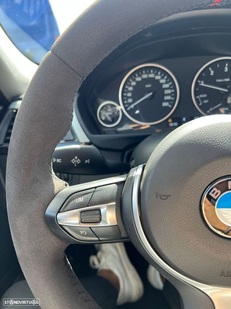 BMW 318 d Touring Pack M - 32