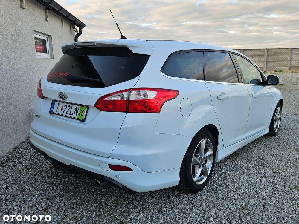 Ford Focus 2012 photo 4