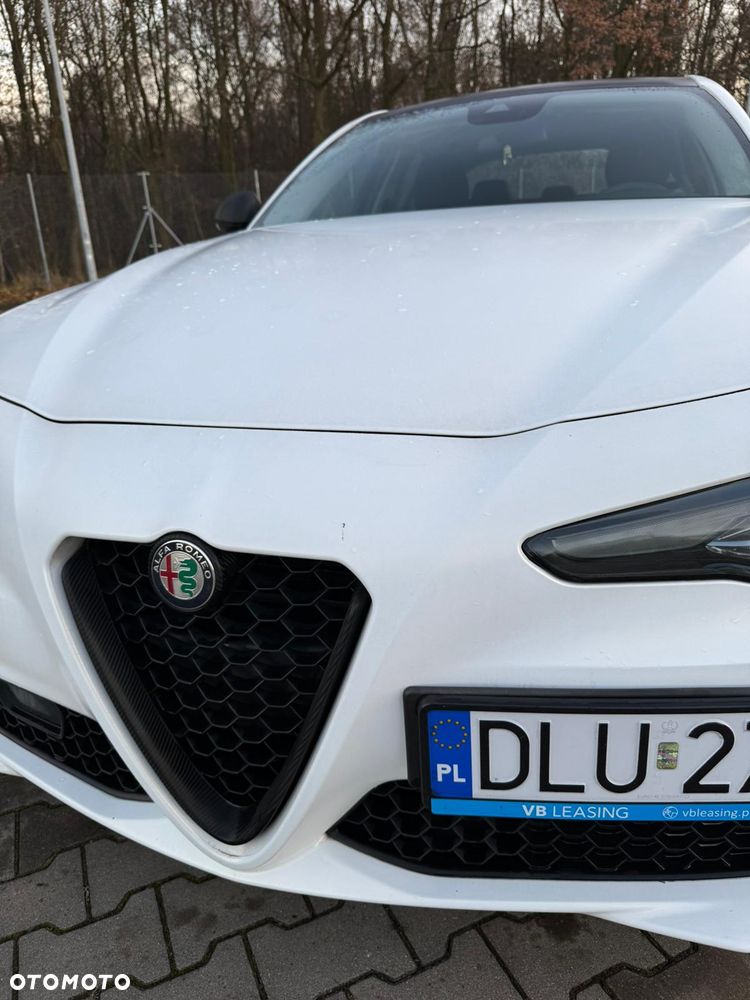 Alfa Romeo Giulia - 11