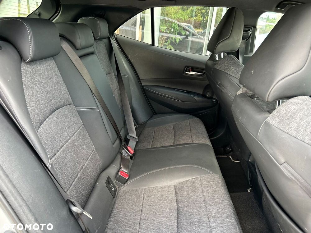 Toyota Corolla 1.8 Hybrid Style - 21