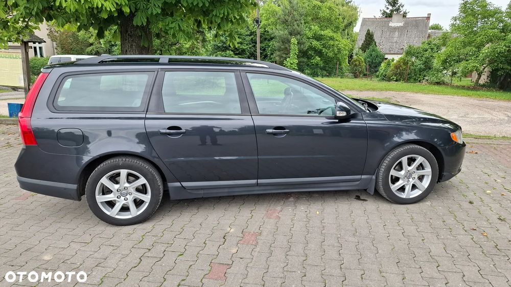 Volvo V70 2.0D Kinetic - 6