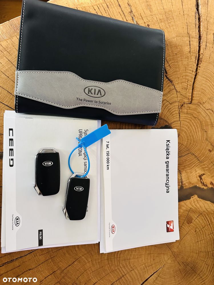 Kia Ceed 1.4 T-GDI L Business Line Plus DCT - 13