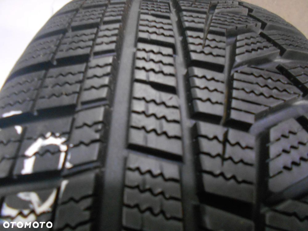OPONY 205/60R16 HANKOOK WINTER ICEPT EVO 2 MO DOT 3523 8MM - 3
