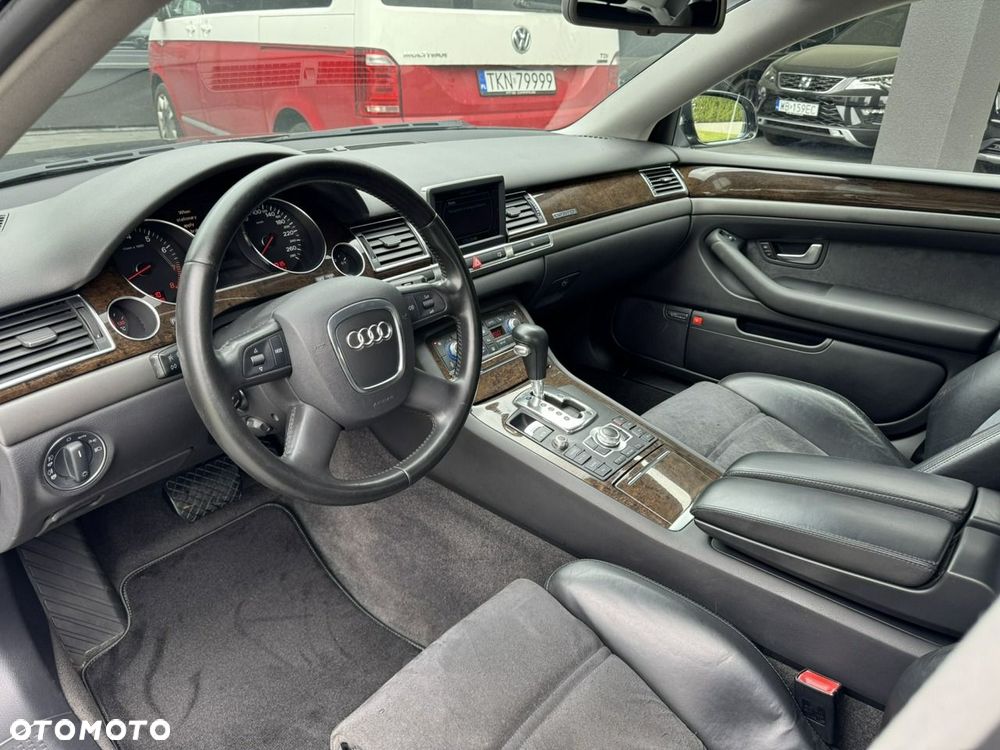 Audi A8 3.7 Quattro - 17
