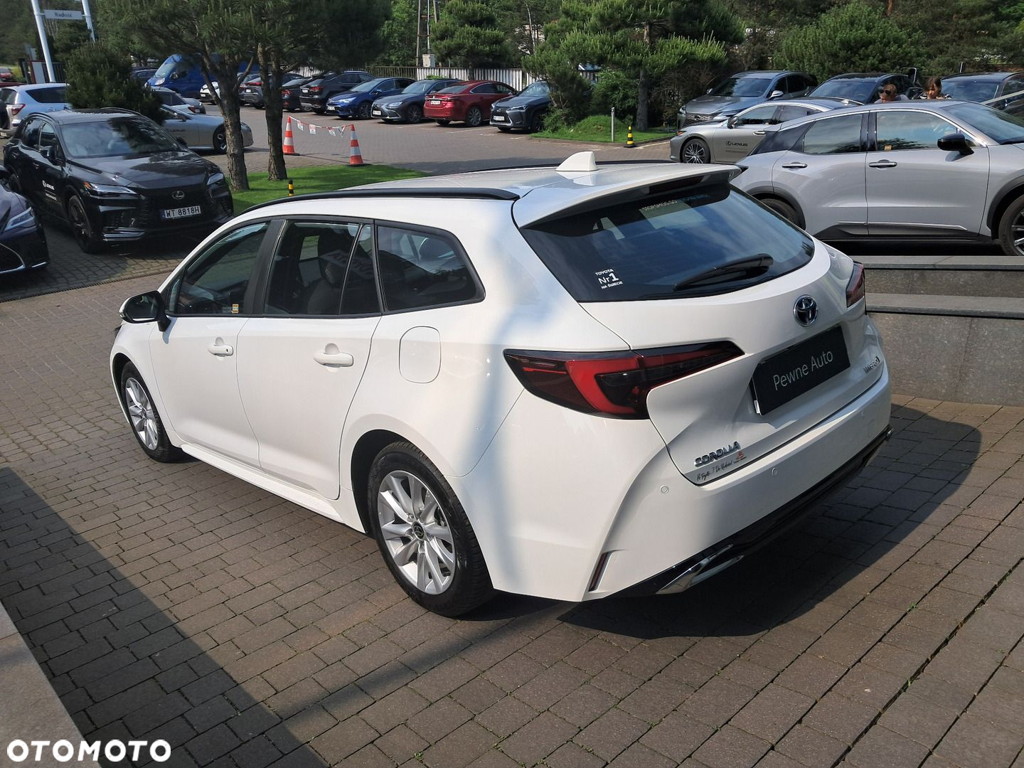 Toyota Corolla - 2