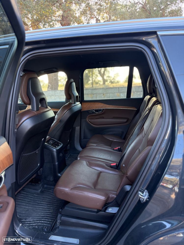 Volvo XC 90 - 8