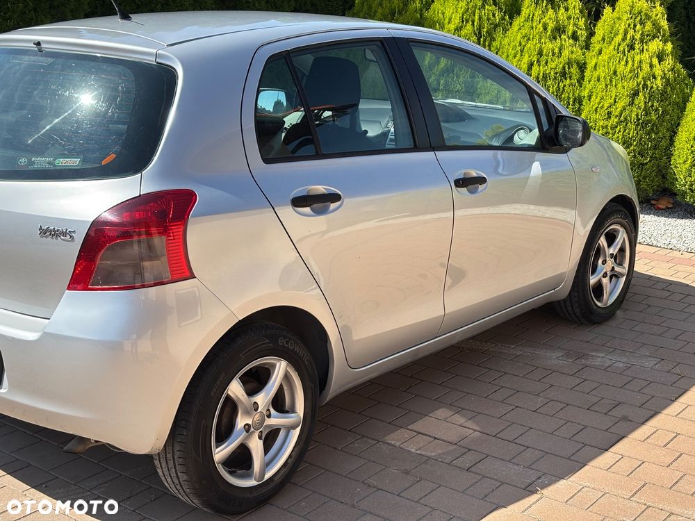 Toyota Yaris 1.0 Terra - 20
