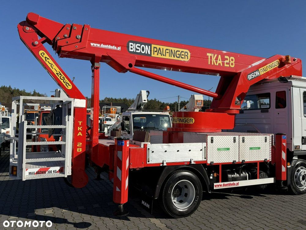 MAN TGL 8.180 Zwyżka Palfinger TKA 28 m w bok 20m podnośnik - 15