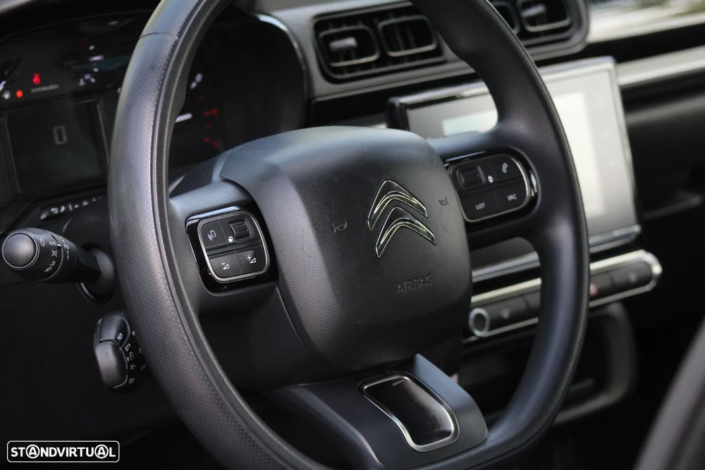 Citroën C3 1.2 PureTech Shine - 18