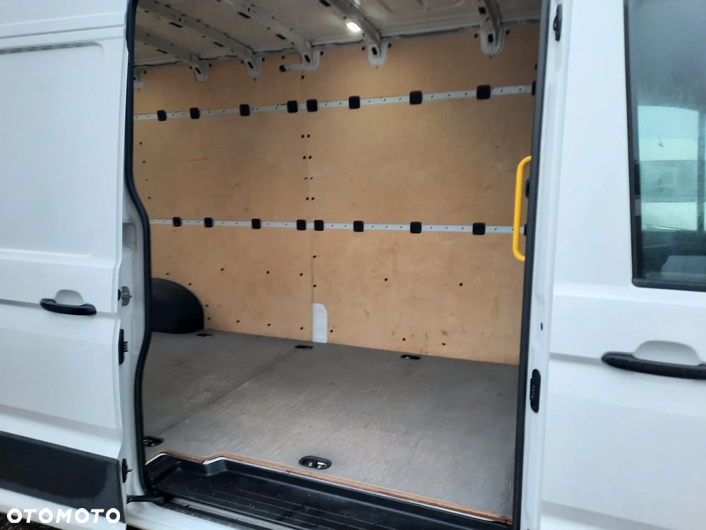 Volkswagen Crafter - 18