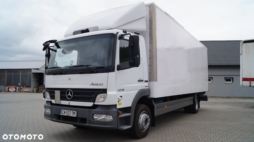 Mercedes-Benz Atego 1218