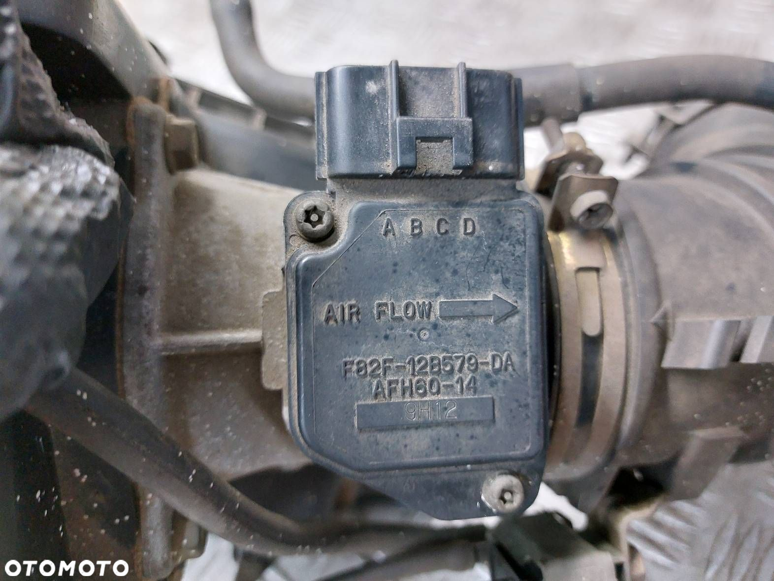 OBUDOWA FILTRA POWIETRZA + PRZEPŁYWOMIERZ MAZDA 626 V GF 1.8 16V - 3