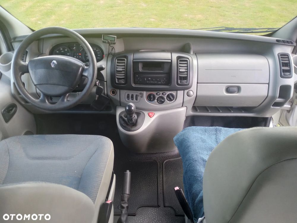 Renault Trafic - 8