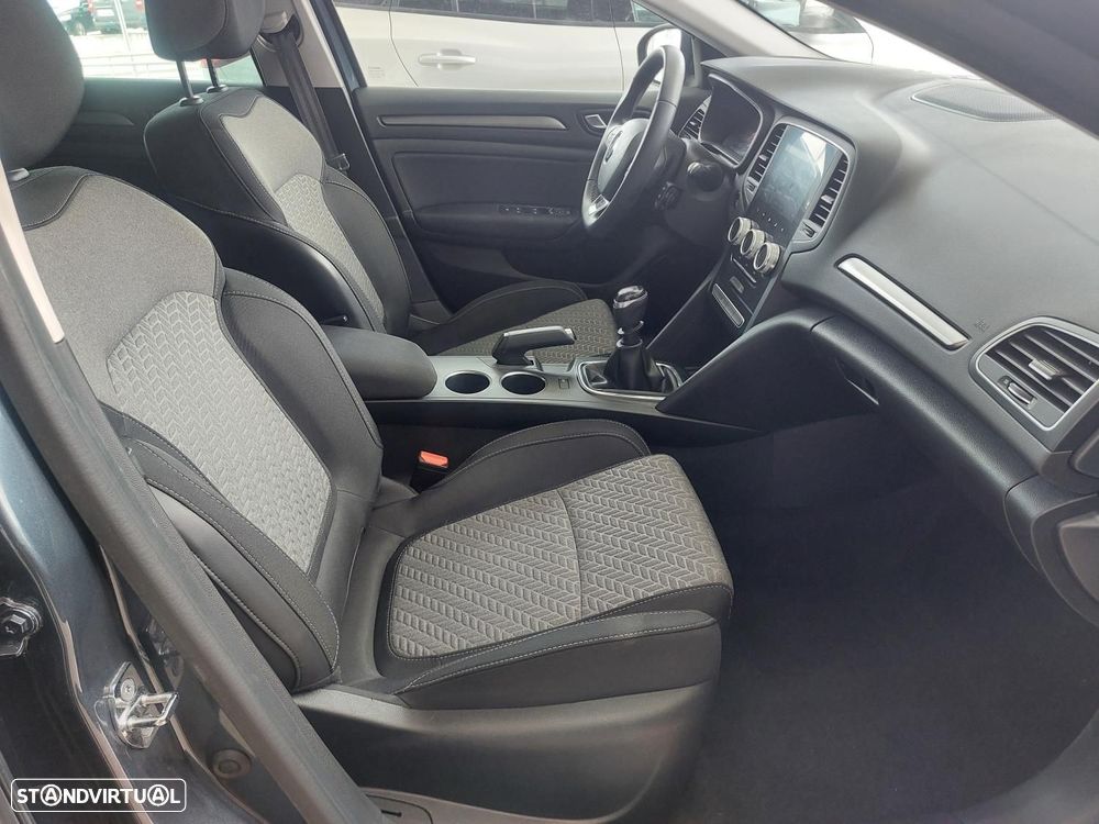 Renault Mégane Sport Tourer 1.5 Blue dCi Limited - 40