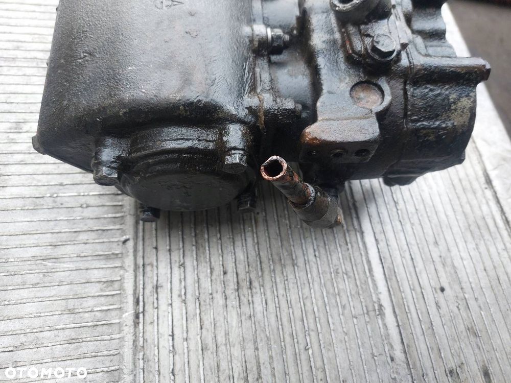 SPRĘŻARKA POWIETRZA KAMAZ 5320 I 11.0 V8 - 5