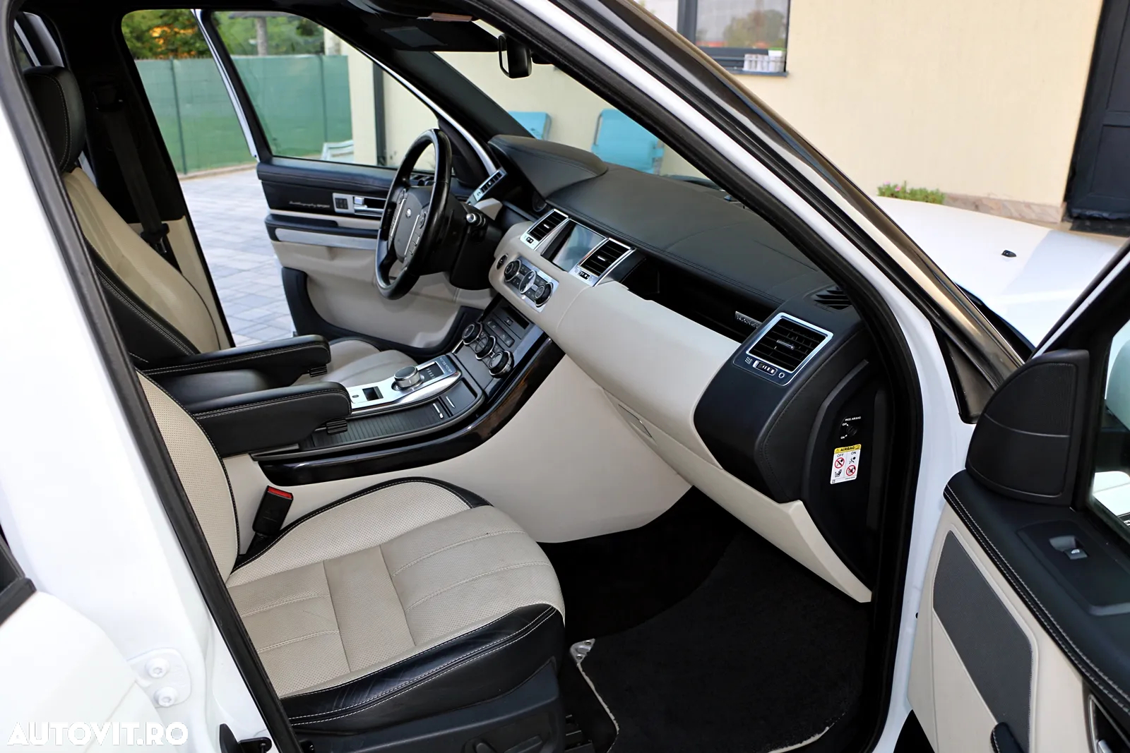 Land Rover Range Rover Sport 3.0 SDV6 Autobiography - 16