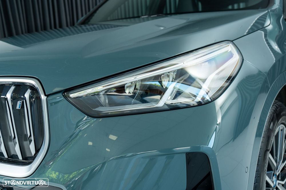 BMW iX1 xDrive30 Pack Desportivo M - 13