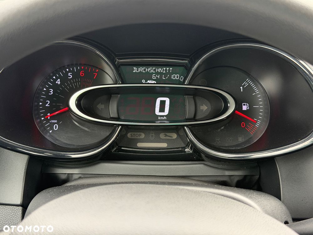 Renault Clio 1.2 16V 75 Limited - 40