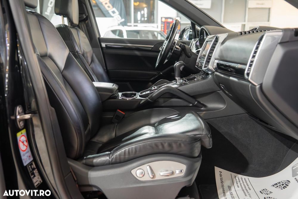 Porsche Cayenne Diesel Tiptronic S - 14
