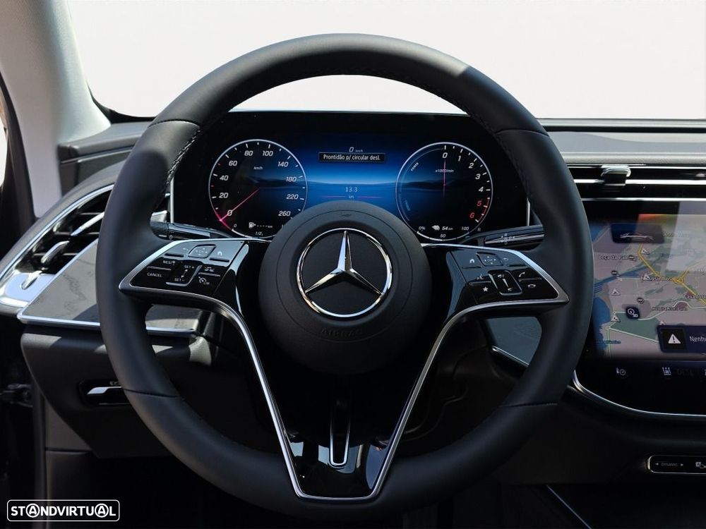 Mercedes-Benz E 300 - 11