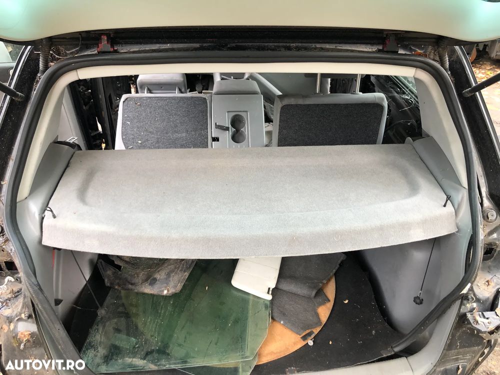 Polita portbagaj VW Volkswagen Golf 5 plus + 2007 gri