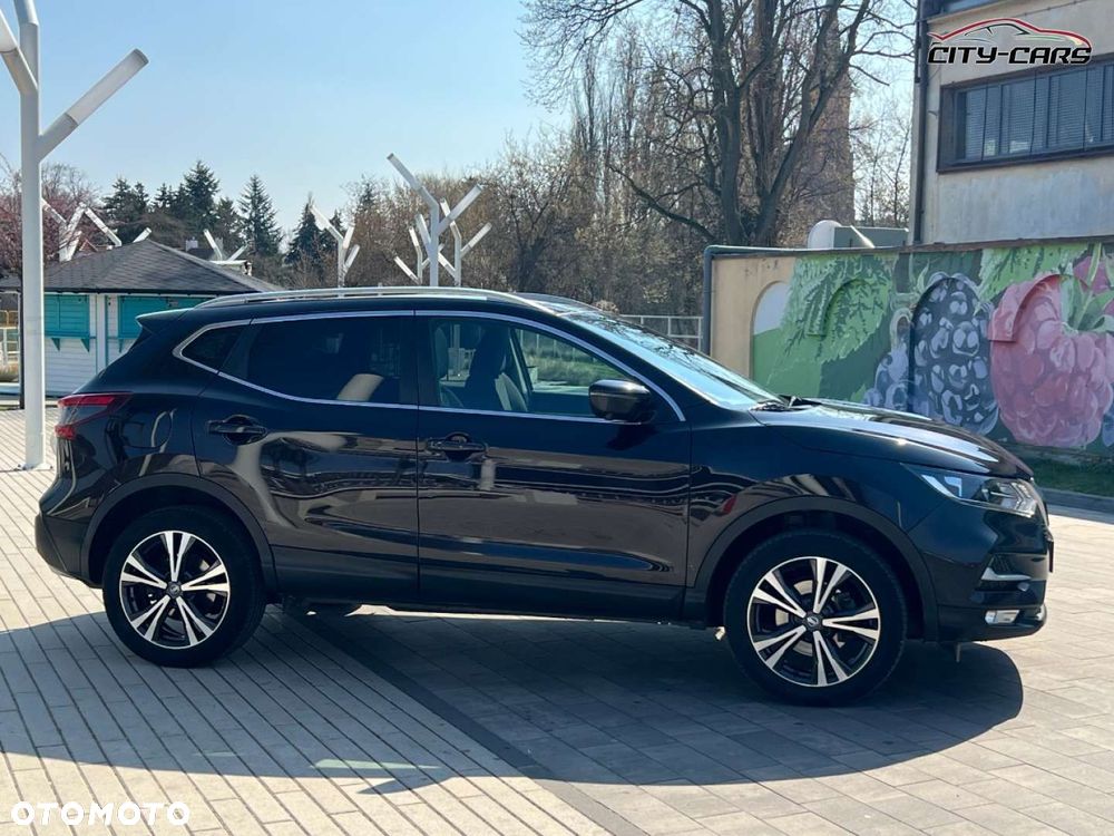 Nissan Qashqai - 10