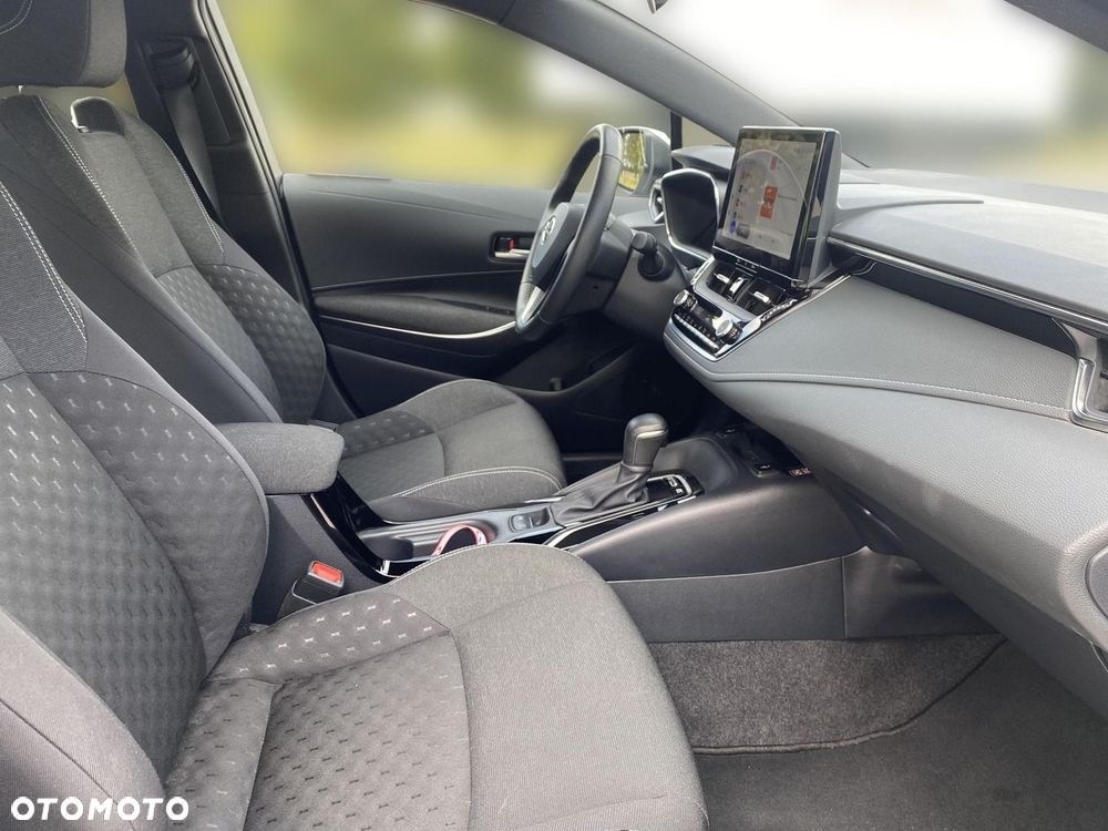 Toyota Corolla 1.8 Hybrid Comfort - 17