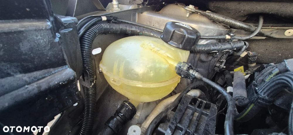 BMW Seria 2 218i Advantage - 32