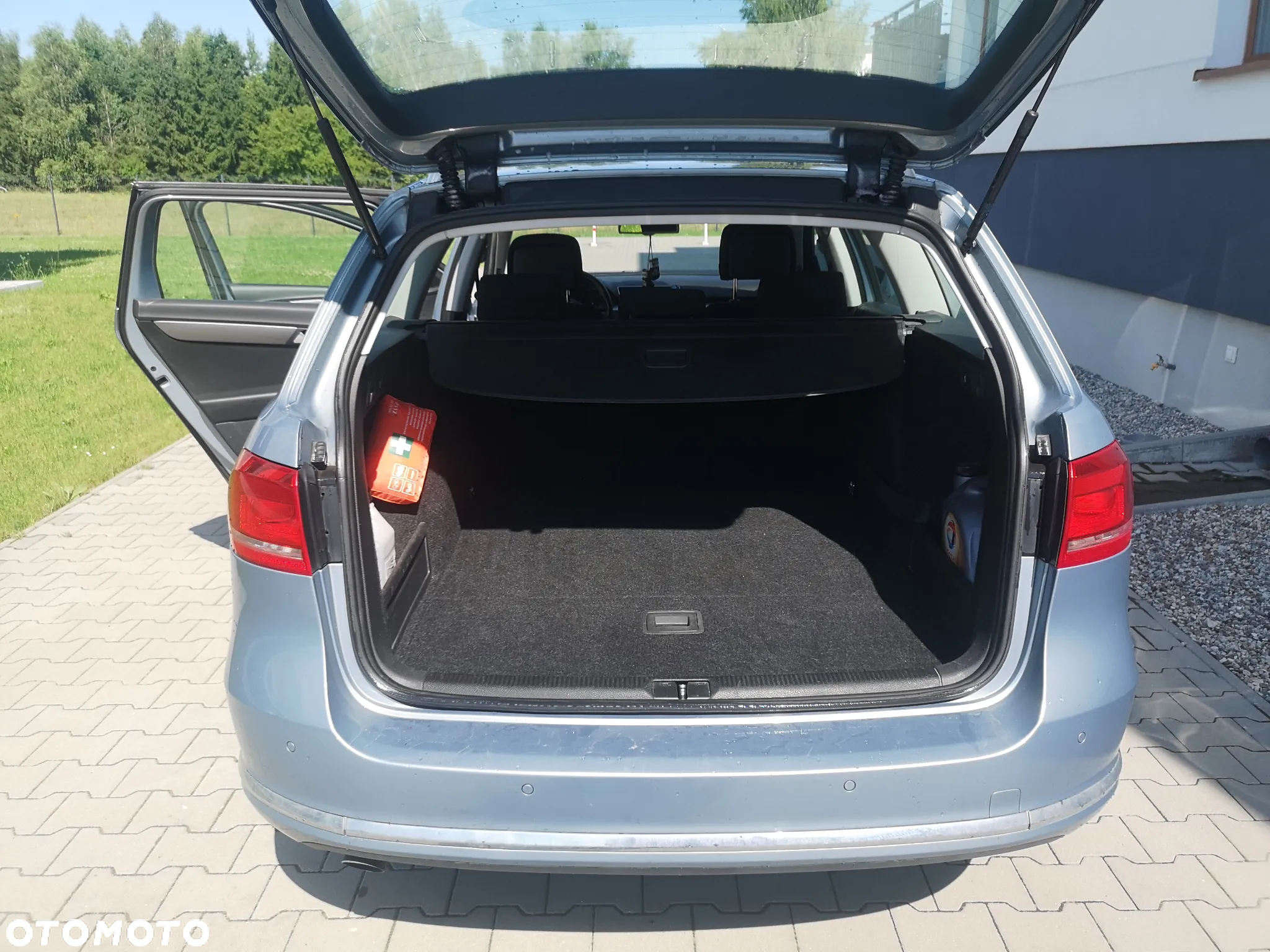 Volkswagen Passat 1.6 TDI Trendline - 6