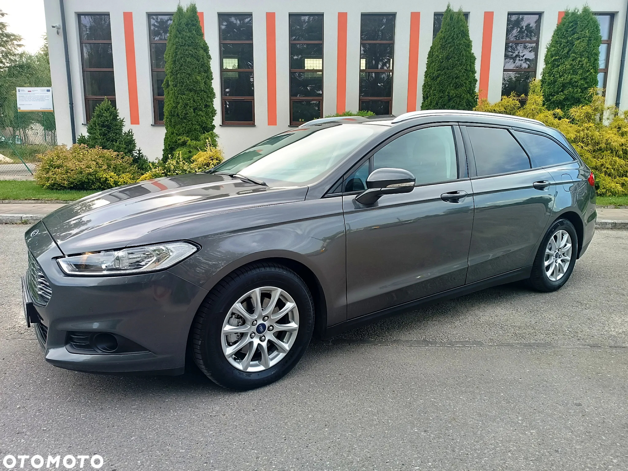 Ford Mondeo 1.5 TDCi ECOnetic Edition - 9