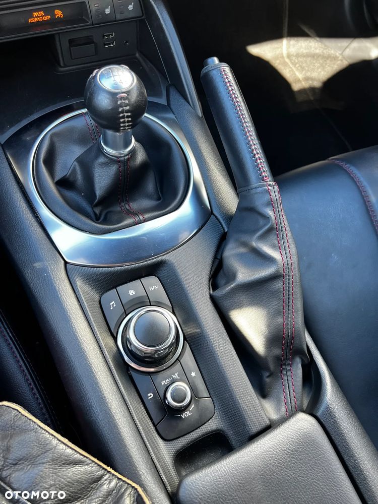 Mazda MX-5 SKYACTIV-G 160 i-ELOOP Sports-Line - 5